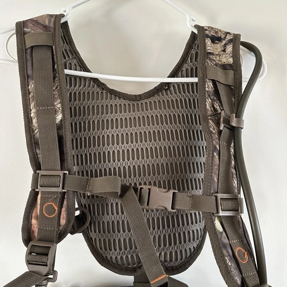 Bolderton Hands Free Hydration Bladder Hunting Backpack Camouflage Camo Hiking